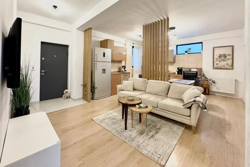 Bucurestii Noi, Damaroaia, apartament 4 camere cu balcon si curte, mobilat,